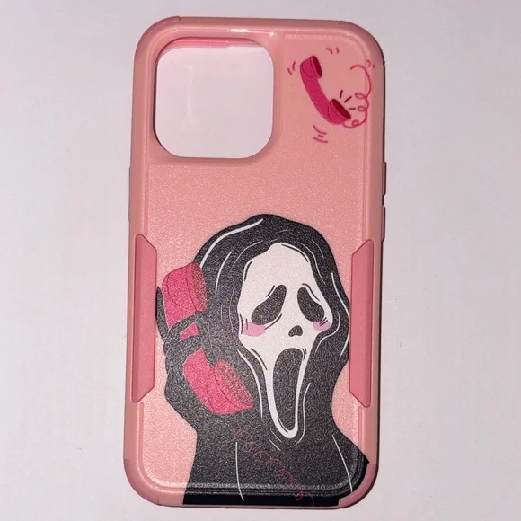 Pink Phone Case with Scream Design - Picture 1 of 2